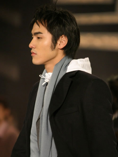 得了梅毒會(huì)出現(xiàn)哪些癥狀?